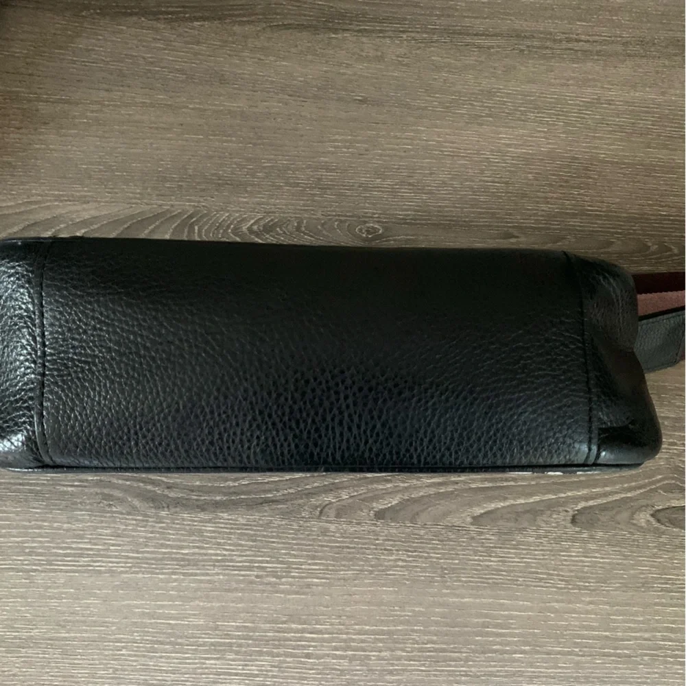 Coach Marvel Jes Crossbody Captain America Black Widow Comic Book Print Purse - Picture 8 of 16